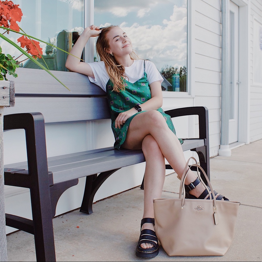 Vintage shift mini dress